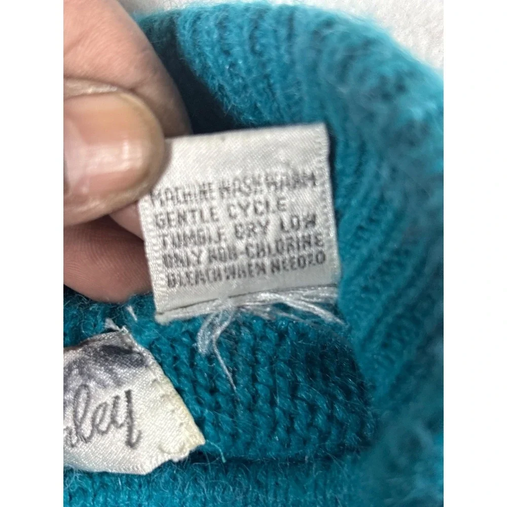Vintage Teal Sweater With Black Shoulder Appliques & Ribbed Crew Neck‎ size 8